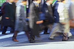 中堅管理職必見！リーダーシップスキル強化のための自律型人材研修プログラム徹底解説